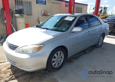 2002 Toyota Camry Xle V6 из США, поврежденный, VIN JTDBF30K820022437